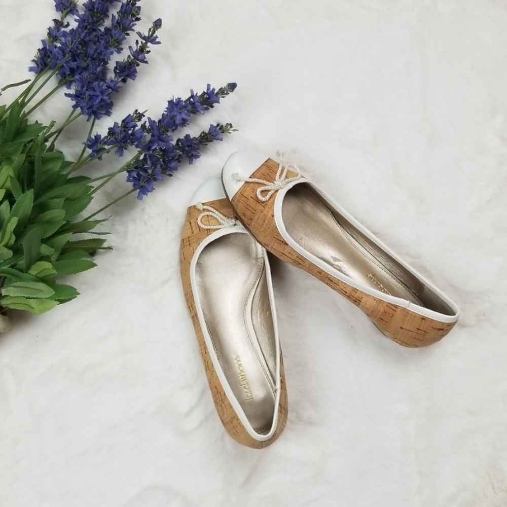 Liz Claiborne Tan & White Cork Flats